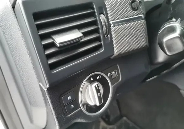 Mercedes-Benz GLK cena 48897 przebieg: 324000, rok produkcji 2011 z Miejska Górka małe 529